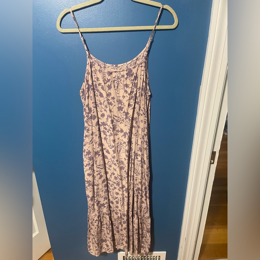 A New Day Lavendar Floral Dress - Picture 3 of 7